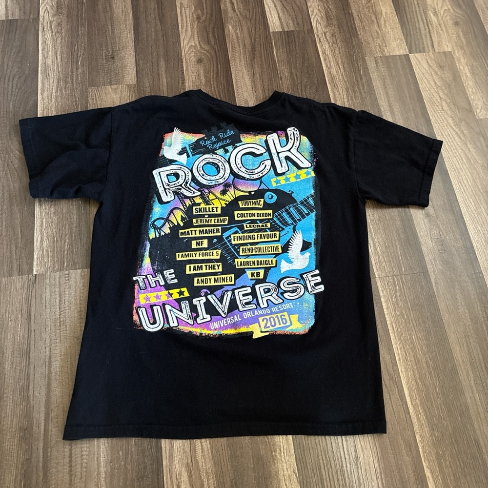 Universal Studios Orlando Rock The Universe 2016 Christian Concert Tshirt